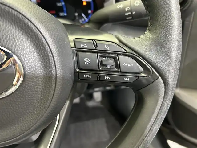 トヨタ ヤリスクロス Z 愛媛県 2022(令4)年 3.6万km ブラックマイカ ・純正８型ディスプレイオーディオ（フルセグＴＶ・ＢＴ・ＤＶＤ・ＦＭＡＭ・ＵＳＢ接続）/・モデリスタフルエアロ/・全方位カメラ　/・ビルトインＥＴＣ　/・レーダークルーズコントロール　/・ＤＮ席シートヒーター　/・レーンキープアシスト　/・スペアキー/・オートマチックハイビーム/・ステアリングヒーター/・パワーバックドア/・ステアリングリモコン