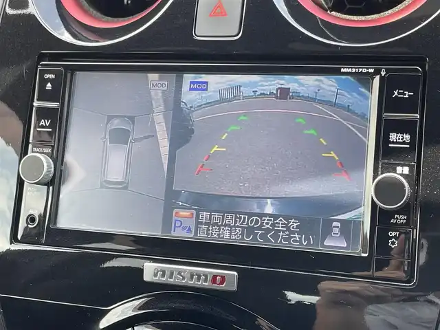 日産 ノート e－パワー ニスモ 佐賀県 2017(平29)年 3.3万km スーパーブラック 純正SDナビ/・フルセグTV/CD/DVD/SD/Bluetooth/アラウンドビューモニター/インテリジェントルームミラー/前方ドライブレコーダー/ETC/クスコタワーバー/革巻きステアリング/ステアリングリモコン/純正16インチアルミホイール/純正LEDヘッドライト/純正LEDフォグライト/純正フロアマット/純正ドアバイザ―/新車保証書/取扱説明書/スペアキー１本/車線逸脱警報システム/衝突被害軽減ブレーキ
