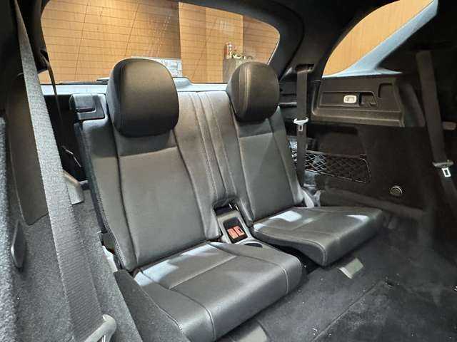 メルセデス・ベンツ Ｍ・ベンツ ＧＬＥ４００ｄ 4MATIC スポーツ 千葉県 2019(令1)年 3.7万km モハーベシルバー パノラマＳＲ　/革シート　/ＡＣＣ　/ＨＵＤ　/ナビ　/ＴＶ　/Ｂｌｕｅｔｏｏｔｈ接続　/３６０°Ｂｕｒｍｅｓｔｅｒサウンド　/シートＨ　/ベンチレーション　/電動リアゲート　/アクティブパーキングアシスト　/衝突軽減Ｂ