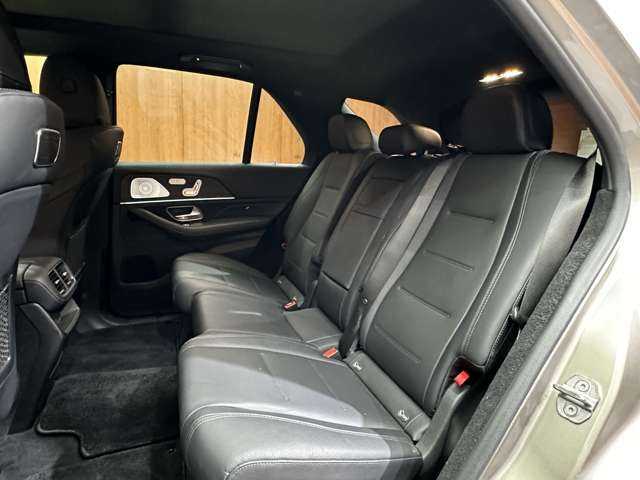 メルセデス・ベンツ Ｍ・ベンツ ＧＬＥ４００ｄ 4MATIC スポーツ 千葉県 2019(令1)年 3.7万km モハーベシルバー パノラマＳＲ　/革シート　/ＡＣＣ　/ＨＵＤ　/ナビ　/ＴＶ　/Ｂｌｕｅｔｏｏｔｈ接続　/３６０°Ｂｕｒｍｅｓｔｅｒサウンド　/シートＨ　/ベンチレーション　/電動リアゲート　/アクティブパーキングアシスト　/衝突軽減Ｂ