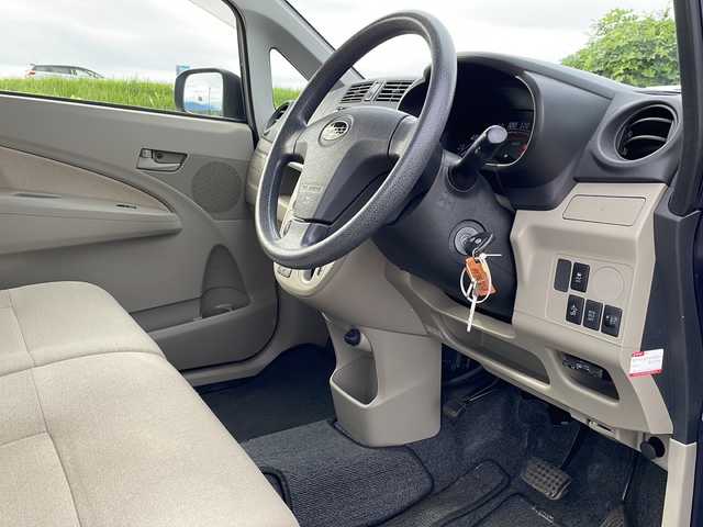 スバル ステラ L スマートアシスト 新潟県 2014(平26)年 7.9万km アーバンナイトブルークリスタルメタリック 4WD/CD/USB/AUX/ETC/衝突被害軽減ブレーキ/ベンチシート/アイドリングストップ/リモコンキー /社外14インチAW冬タイヤ車載