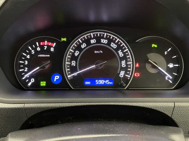 トヨタ エスクァイア Gi 宮崎県 2019(令1)年 6万km スパークリングブラックパールクリスタルシャイン 禁煙車/トヨタセーフティセンス/社外ナビTV/（ストラーダ/CN-RE06WD/CD/DVD/Bluetooth/フルセグTV)/社外バックカメラ/社外ETC/純正LEDオートライト/純正LEDフォグ/純正15インチアルミ/純正フロアマット/両側電動スライドドア/プリクラッシュセーフティ/オートマチックハイビーム/レーンディパーチャーアラート/クリアランスソナー/クルーズコントロール/ウッドコンビ本革巻ハンドル/本革シート/前席シートヒーター/デュアルオートエアコン/スマートキー/プッシュエンジンスタート/スペアキー