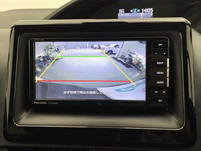 トヨタ エスクァイア Gi 宮崎県 2019(令1)年 6万km スパークリングブラックパールクリスタルシャイン 禁煙車/トヨタセーフティセンス/社外ナビTV/（ストラーダ/CN-RE06WD/CD/DVD/Bluetooth/フルセグTV)/社外バックカメラ/社外ETC/純正LEDオートライト/純正LEDフォグ/純正15インチアルミ/純正フロアマット/両側電動スライドドア/プリクラッシュセーフティ/オートマチックハイビーム/レーンディパーチャーアラート/クリアランスソナー/クルーズコントロール/ウッドコンビ本革巻ハンドル/本革シート/前席シートヒーター/デュアルオートエアコン/スマートキー/プッシュエンジンスタート/スペアキー