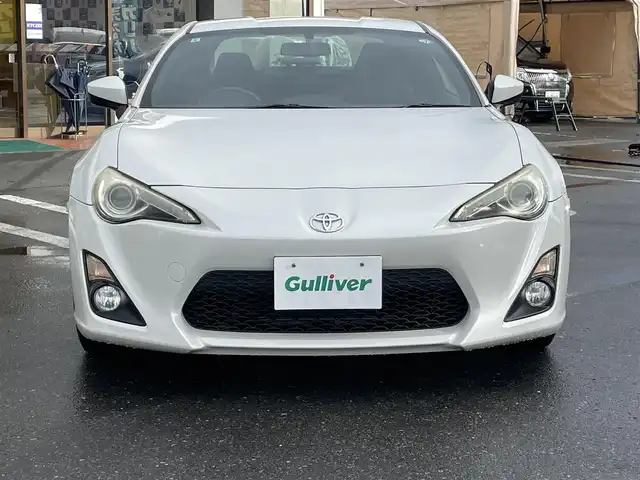 トヨタ ８６ GT 長野県 2012(平24)年 8.9万km サテンホワイトパール 社外ナビ/・Bluetooth/TV/純正ETC/純正フロアマット/HIDオートライト/革ステアリング/スマートキー/プッシュスタート/TRC