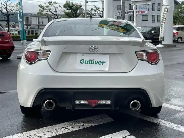 トヨタ ８６ GT 長野県 2012(平24)年 8.9万km サテンホワイトパール 社外ナビ/・Bluetooth/TV/純正ETC/純正フロアマット/HIDオートライト/革ステアリング/スマートキー/プッシュスタート/TRC