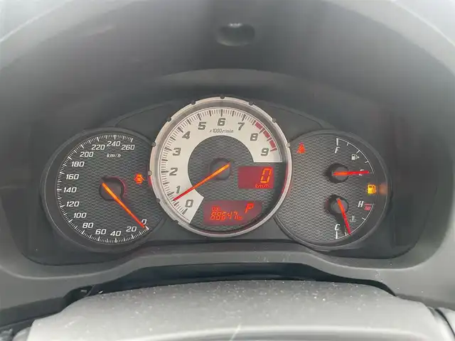トヨタ ８６ GT 長野県 2012(平24)年 8.9万km サテンホワイトパール 社外ナビ/・Bluetooth/TV/純正ETC/純正フロアマット/HIDオートライト/革ステアリング/スマートキー/プッシュスタート/TRC