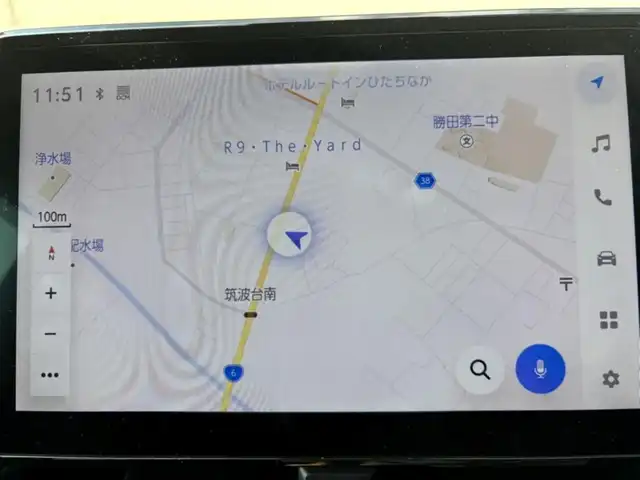 トヨタ ノア ハイブリッド Z 茨城県 2022(令4)年 7万km ホワイトパールクリスタルシャイン 純正10.5インチディスプレイオーディオプラス/　(AM/FM/CD/USB/フルセグ)/バックカメラ/前後ドライブレコーダー/14型有機EL後席ディスプレイ/ブラインドスポットモニター/快適利便パッケージ/トヨタセーフティセンス（衝突回避支援パッケージ）/ETC2.0/LEDヘッドライト/ハーフレザーシート/1&2列目シートヒーター/オットマン/W(後席)エアコン/前後コーナーセンサー/レーンキープアシスト/オートライト/ステアリングヒーター/純正アルミホイール