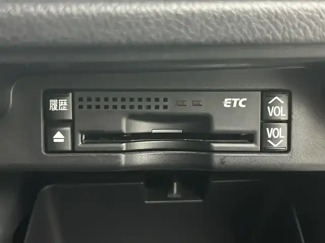 トヨタ ノア X スマートエディション 埼玉県 2011(平23)年 8.9万km シルバーM ナビ バックカメラ フルセグTV アルパイン10.2インチ後席モニター 両側パワースライドドア ビルトインETC/プッシュスタートオートライト スペアキー スマートキー ドライブレコーダー
