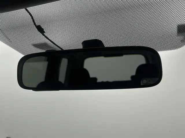 トヨタ ノア X スマートエディション 埼玉県 2011(平23)年 8.9万km シルバーM ナビ バックカメラ フルセグTV アルパイン10.2インチ後席モニター 両側パワースライドドア ビルトインETC/プッシュスタートオートライト スペアキー スマートキー ドライブレコーダー