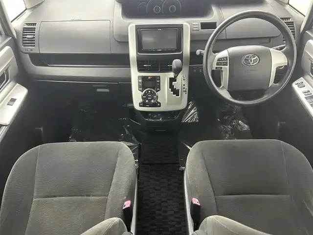 トヨタ ノア X スマートエディション 埼玉県 2011(平23)年 8.9万km シルバーM ナビ バックカメラ フルセグTV アルパイン10.2インチ後席モニター 両側パワースライドドア ビルトインETC/プッシュスタートオートライト スペアキー スマートキー ドライブレコーダー