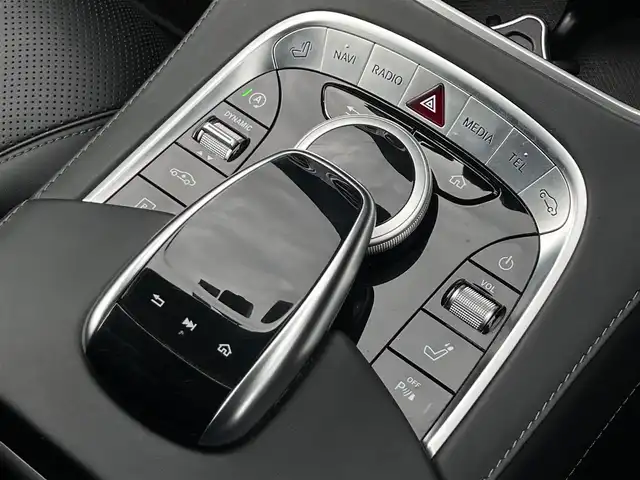 メルセデス・ベンツ Ｓ４００ｄ スポーツリミテッド 山梨県 2020(令2)年 5.2万km ダイヤモンドホワイト レザーEXC /Pサンルーフ /黒革 /ブルメスター/純正ＨＤＤナビ/全周囲カメラ/Ａカープレイ/自動駐車/パヒュームＡ/ディスタンスＰ/ＬＫＡ/ステアリングＳ/Ｐシート/ベンチＬ/全席シートＨ/マルチアンビエントＬ/マルチＢＬＥＤ/マッサージＳ