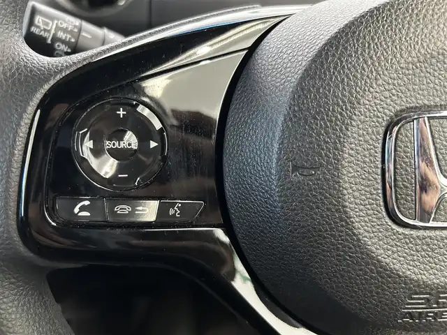 ホンダ Ｎ ＢＯＸ カスタム L 鹿児島県 2021(令3)年 5.5万km プラチナホワイトパール 純正ナビ（VXM214VFi）/（CD/DVD/ワンセグTV/Bluetooth）/ホンダセンシング/追従型クルーズコントロール/片側パワースライドドア　/バックカメラ　/後方コーナーセンサー　/純正フロアマット　/純正アルミホイール　/前席シートヒーター　/ヘッドライトレベライザー　/ＥＴＣ　/オートライト　/オートマチックハイビーム/LEDヘッドライト