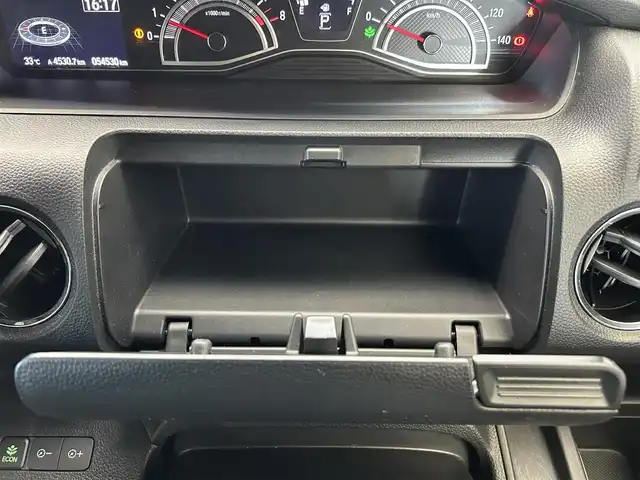 ホンダ Ｎ ＢＯＸ カスタム L 鹿児島県 2021(令3)年 5.5万km プラチナホワイトパール 純正ナビ（VXM214VFi）/（CD/DVD/ワンセグTV/Bluetooth）/ホンダセンシング/追従型クルーズコントロール/片側パワースライドドア　/バックカメラ　/後方コーナーセンサー　/純正フロアマット　/純正アルミホイール　/前席シートヒーター　/ヘッドライトレベライザー　/ＥＴＣ　/オートライト　/オートマチックハイビーム/LEDヘッドライト