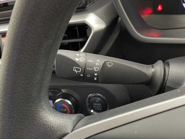 ダイハツ ロッキー G 栃木県 2020(令2)年 4.6万km ナチュラルベージュマイカM 純正ナビ/（BT/CD/DVD/AM/FM/フルセグ）/衝突軽減システム　/全周囲カメラ　/バックカメラ　/クリアランナソー　/横滑り防止　/アイドリングストップ　/レーダークルーズコントロール　/前席シートヒーター　/ビルトインＥＴＣ　/ドライブレコーダー/純正フロアマット/純正アルミホイール/MTモード付AT/プッシュスタート/スマートキー/スペアキー