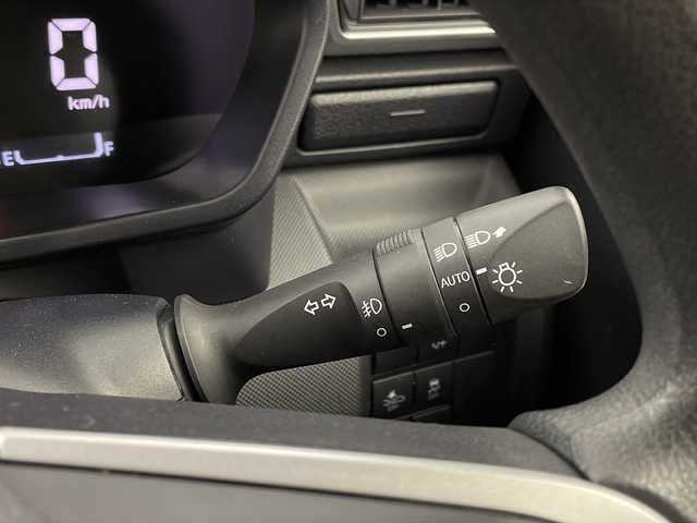 ダイハツ ロッキー G 栃木県 2020(令2)年 4.6万km ナチュラルベージュマイカM 純正ナビ/（BT/CD/DVD/AM/FM/フルセグ）/衝突軽減システム　/全周囲カメラ　/バックカメラ　/クリアランナソー　/横滑り防止　/アイドリングストップ　/レーダークルーズコントロール　/前席シートヒーター　/ビルトインＥＴＣ　/ドライブレコーダー/純正フロアマット/純正アルミホイール/MTモード付AT/プッシュスタート/スマートキー/スペアキー