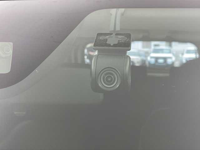 ダイハツ ロッキー G 栃木県 2020(令2)年 4.6万km ナチュラルベージュマイカM 純正ナビ/（BT/CD/DVD/AM/FM/フルセグ）/衝突軽減システム　/全周囲カメラ　/バックカメラ　/クリアランナソー　/横滑り防止　/アイドリングストップ　/レーダークルーズコントロール　/前席シートヒーター　/ビルトインＥＴＣ　/ドライブレコーダー/純正フロアマット/純正アルミホイール/MTモード付AT/プッシュスタート/スマートキー/スペアキー