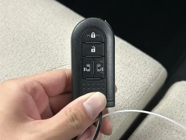 ダイハツ ムーヴ キャンバス X LTD メイクアッフ SA Ⅱ 千葉県 2017(平29)年 4.3万km ブラックマイカメタリック 禁煙車/社外７型ナビ（AVIC-RZ900）/CD/DVD/フルセグTV/Bluetooth/AM/FM/スマートアシストII/衝突被害軽減ブレーキ/車線逸脱警報/バックカメラ/両側電動スライドドア/ハロゲンヘッドライト　/フォグランプ/純正フロアマット　/ヘッドライトレベライザー　/電動格納サイドミラー/純正ドアバイザー/ステアリングスイッチ/12Vシガーソケット/アイドリングストップ/ウィンカーミラー/プッシュスタート/ISOFIX