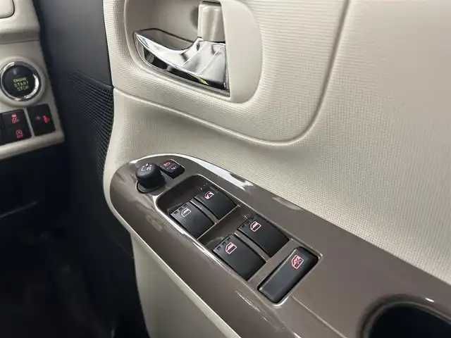 ダイハツ ムーヴ キャンバス X LTD メイクアッフ SA Ⅱ 千葉県 2017(平29)年 4.3万km ブラックマイカメタリック 禁煙車/社外７型ナビ（AVIC-RZ900）/CD/DVD/フルセグTV/Bluetooth/AM/FM/スマートアシストII/衝突被害軽減ブレーキ/車線逸脱警報/バックカメラ/両側電動スライドドア/ハロゲンヘッドライト　/フォグランプ/純正フロアマット　/ヘッドライトレベライザー　/電動格納サイドミラー/純正ドアバイザー/ステアリングスイッチ/12Vシガーソケット/アイドリングストップ/ウィンカーミラー/プッシュスタート/ISOFIX