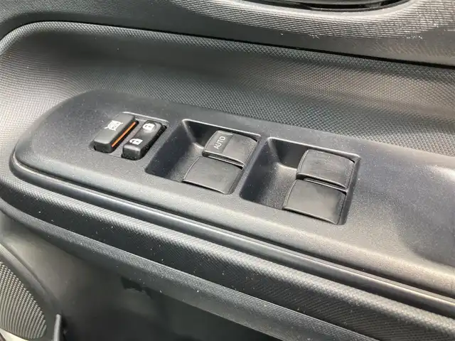 トヨタ アクア S ビジネスパッケージ 鳥取県 2020(令2)年 3.7万km スーパーホワイトⅡ 純正ナビ/ワンセグ/CD/BT/バックカメラ/ETC/ドライブレコーダー/トヨタセーフティセンス/レーンキープアシスト/ビジネスパッケージ/前後クリアランスソナー/オートハイビーム/電動格納ミラー/キーレスエントリー/フロアマット