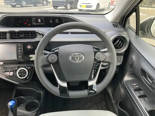 トヨタ アクア S ビジネスパッケージ 鳥取県 2020(令2)年 3.7万km スーパーホワイトⅡ 純正ナビ/ワンセグ/CD/BT/バックカメラ/ETC/ドライブレコーダー/トヨタセーフティセンス/レーンキープアシスト/ビジネスパッケージ/前後クリアランスソナー/オートハイビーム/電動格納ミラー/キーレスエントリー/フロアマット