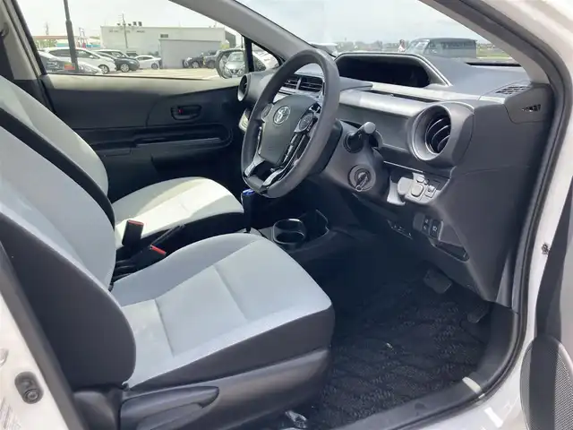 トヨタ アクア S ビジネスパッケージ 鳥取県 2020(令2)年 3.7万km スーパーホワイトⅡ 純正ナビ/ワンセグ/CD/BT/バックカメラ/ETC/ドライブレコーダー/トヨタセーフティセンス/レーンキープアシスト/ビジネスパッケージ/前後クリアランスソナー/オートハイビーム/電動格納ミラー/キーレスエントリー/フロアマット