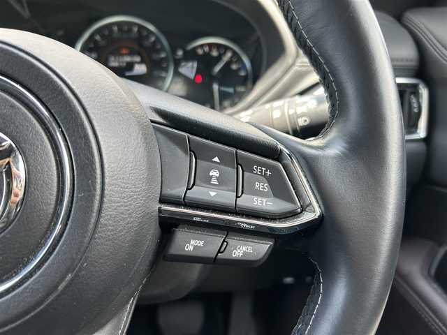 マツダ ＣＸ－８ XD Lパッケージ 滋賀県 2021(令3)年 6.2万km ジェットブラックマイカ 純正ナビ/(AM/FM/BT/USB/フルセグTV)/BOSEサウンドシステム/アルパインフリップダウンモニター/黒革シート/全方位モニター/パワーバックドア/シートヒーター/シートベンチレーション/メモリーシート/パワーシート/衝突軽減ブレーキ/レーントレーシングアシスト/レーダークルーズコントロール/コーナーセンサー/ETC2.0/前後ドライブレコーダー/革巻きステアリング/ステアリングヒーター/ステアリングスイッチ/オートライト/アイドリングストップ/横滑り防止装置/ウォークスルー/電動サイドブレーキ/純正フロアマット/電格ウインカーミラー