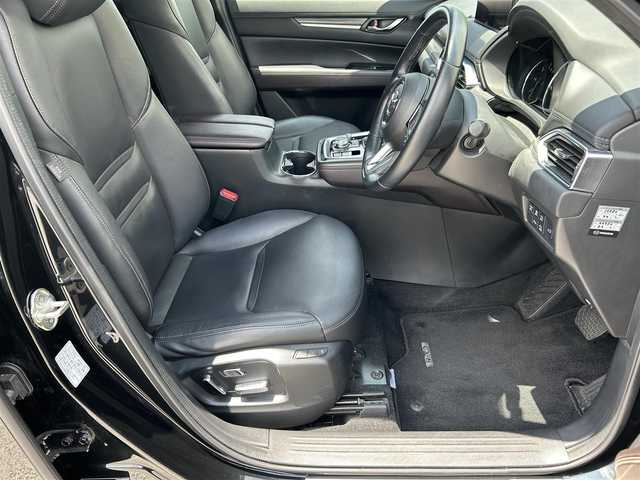 マツダ ＣＸ－８ XD Lパッケージ 滋賀県 2021(令3)年 6.2万km ジェットブラックマイカ 純正ナビ/(AM/FM/BT/USB/フルセグTV)/BOSEサウンドシステム/アルパインフリップダウンモニター/黒革シート/全方位モニター/パワーバックドア/シートヒーター/シートベンチレーション/メモリーシート/パワーシート/衝突軽減ブレーキ/レーントレーシングアシスト/レーダークルーズコントロール/コーナーセンサー/ETC2.0/前後ドライブレコーダー/革巻きステアリング/ステアリングヒーター/ステアリングスイッチ/オートライト/アイドリングストップ/横滑り防止装置/ウォークスルー/電動サイドブレーキ/純正フロアマット/電格ウインカーミラー
