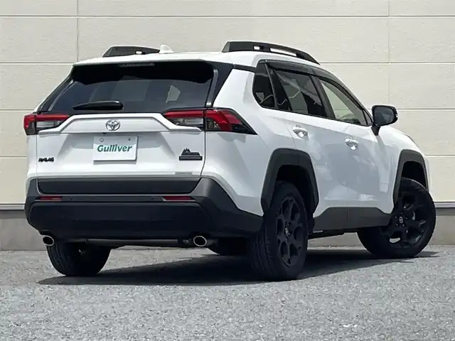 トヨタ ＲＡＶ４ アドベンチャー オフロードPKGⅡ 茨城県 2024(令6)年 0.7万km スーパーホワイトⅡ ワンオーナー/純正10.5インチナビ/全周囲カメラ/フルセグTV/ドラレコ前後/クルーズコントロール/コーナーセンサー前後/デジタルインナーミラー/レーンキープアシスト/横滑り防止装置/盗難防止装置/オートライト/オートマチックハイビーム/BSM/ETC2.0