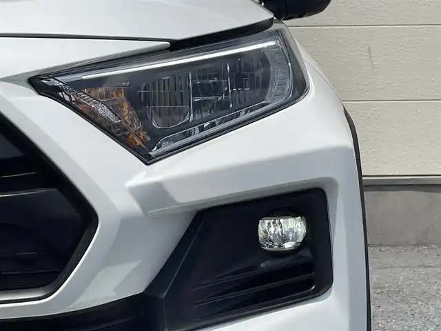 トヨタ ＲＡＶ４ アドベンチャー オフロードPKGⅡ 茨城県 2024(令6)年 0.7万km スーパーホワイトⅡ ワンオーナー/純正10.5インチナビ/全周囲カメラ/フルセグTV/ドラレコ前後/クルーズコントロール/コーナーセンサー前後/デジタルインナーミラー/レーンキープアシスト/横滑り防止装置/盗難防止装置/オートライト/オートマチックハイビーム/BSM/ETC2.0