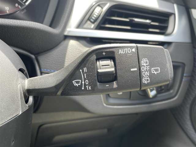 ＢＭＷ Ｘ１ xDrive 18d Mスポーツ 東京都 2020(令2)年 2万km 白 純正ナビ/フルセグTV/バックカメラ/ヘッドUPディスプレイ/ACC/インテリジェントセーフティ/パワーバックドア/コンフォートアクセス