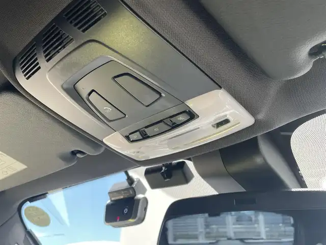 ＢＭＷ Ｘ１ xDrive 18d Mスポーツ 東京都 2020(令2)年 2万km 白 純正ナビ/フルセグTV/バックカメラ/ヘッドUPディスプレイ/ACC/インテリジェントセーフティ/パワーバックドア/コンフォートアクセス