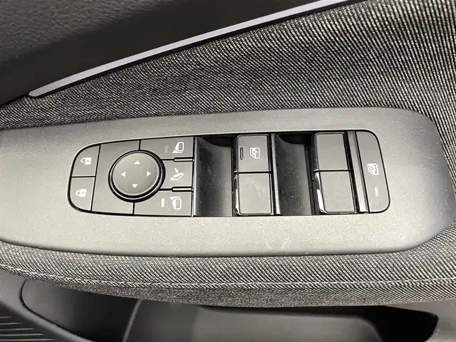 日産 オーラ G 鹿児島県 2022(令4)年 1万km ミッドナイトブラック/サンライズカッパー 禁煙　/衝突軽減　/追従型クルーズコントロール　/全方位カメラ　/デジタルインナーミラー　/前後コーナーセンサー　/革巻きステアリング　/ブラインドスポットモニター　/電動パーキングブレーキ/オートブレーキホールド　/オートライト/オートマチックハイビーム/取扱説明書/保証書