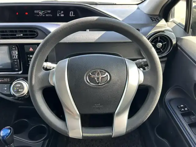 トヨタ アクア S 千葉県 2016(平28)年 8.3万km コバルトブルーメタリック 社外ナビ/フルセグTV/Bluetooth/DVD/CD/バックカメラ/ビルトインETC/前方ドライブレコーダー/プッシュスタート/スマートキー/純正フロアマット/LEDヘッドライト