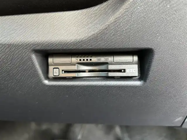 トヨタ アクア S 千葉県 2016(平28)年 8.3万km コバルトブルーメタリック 社外ナビ/フルセグTV/Bluetooth/DVD/CD/バックカメラ/ビルトインETC/前方ドライブレコーダー/プッシュスタート/スマートキー/純正フロアマット/LEDヘッドライト