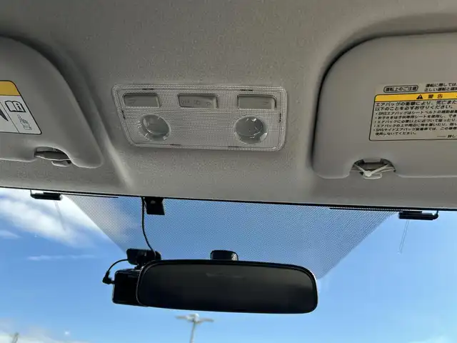 トヨタ アクア S 千葉県 2016(平28)年 8.3万km コバルトブルーメタリック 社外ナビ/フルセグTV/Bluetooth/DVD/CD/バックカメラ/ビルトインETC/前方ドライブレコーダー/プッシュスタート/スマートキー/純正フロアマット/LEDヘッドライト