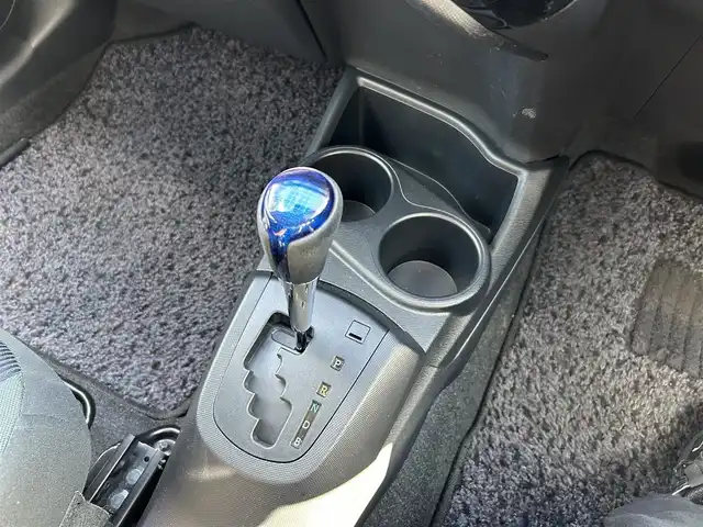 トヨタ アクア S 千葉県 2016(平28)年 8.3万km コバルトブルーメタリック 社外ナビ/フルセグTV/Bluetooth/DVD/CD/バックカメラ/ビルトインETC/前方ドライブレコーダー/プッシュスタート/スマートキー/純正フロアマット/LEDヘッドライト