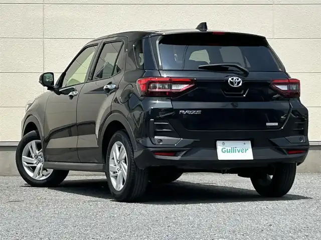 トヨタ ライズ G 茨城県 2023(令5)年 1.7万km ブラックマイカメタリック ワンオーナー/保証書/取扱説明書/純正9型ディスプレイオーディオ/全方位カメラ/ビルトインETC/前後コーナーセンサー/LEDライト/衝突被害軽減システム/Bluetooth接続/純正アルミホイル/純正フロアマット/Wエアバック/サイドエアバック/スマートキー/スペアキー/プッシュスタート
