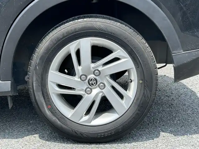 トヨタ ライズ G 茨城県 2023(令5)年 1.7万km ブラックマイカメタリック ワンオーナー/保証書/取扱説明書/純正9型ディスプレイオーディオ/全方位カメラ/ビルトインETC/前後コーナーセンサー/LEDライト/衝突被害軽減システム/Bluetooth接続/純正アルミホイル/純正フロアマット/Wエアバック/サイドエアバック/スマートキー/スペアキー/プッシュスタート