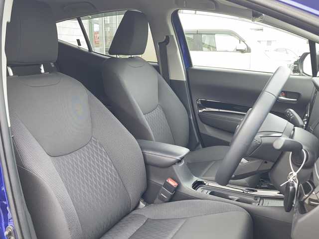 トヨタ アクア G 茨城県 2023(令5)年 0.5万km ダークブルーマイカM 純正ディスプレイオーディオ＆ナビ機能付き/(BT・miracast・USB・ラジオ再生)/トヨタセーフティセンス/・プリクラッシュセーフティ/・緊急時操舵支援機能/・低速時加速抑制機能/・ロードサインアシスト/・先行車発進告知機能/レーダークルーズコントロール/レーントレーシングアシスト/ETC/バックカメラ/オートライト/LEDヘッドライト/スマートキー/取扱説明書/保証書
