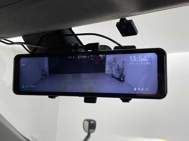 トヨタ ハイラックス Z 愛知県 2022(令4)年 3.7万km アティチュードブラックマイカ 禁煙車/４WD/ディーゼル/ターボ/純正７インチナビ/（CD/DVD/Bluetooth/フルセグTV/HDMI)/バックカメラ/トヨタセーフティセンス/・プリクラッシュセーフティ/・レーンディパーチャーアラート/・レーダークルーズコントロール/・パーキングセンサー/ETC/ドライブレコーダー/デジタルインナーミラー/ARBキャノピー/アイドリングストップ/ダウンヒルアシスト/センターデフロック/排出ガス浄化装置/パワーヒーター/純正１７インチアルミホイール/スマートキー/プッシュスタート/LEDヘッドライト/フロントフォグランプ/オートライト/フロアマット/横滑り防止装置