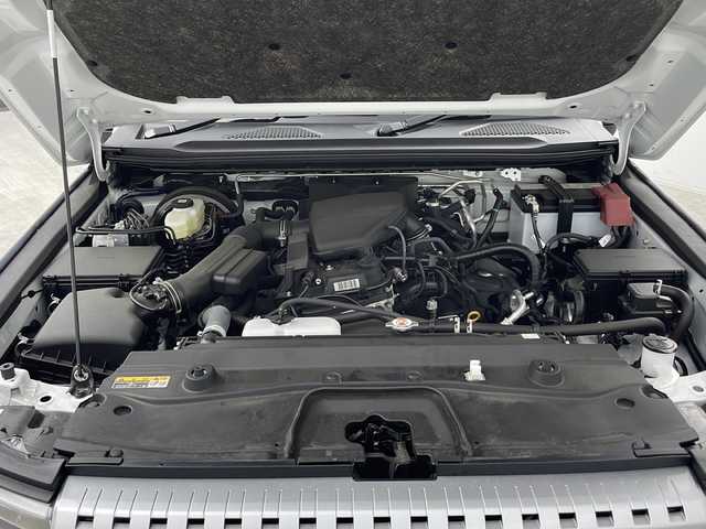 トヨタ ランドクルーザー ２５０ VX 千葉県 2024(令6)年 1万km プラチナホワイトパールマイカ フルタイム4WD/サンルーフ/トヨタセーフティセンス/・プリクラッシュセーフティ/・レーンディパーチャーアラート/・ブラインドスポットモニター/・クリアランスソナー/・ロードサインアシスト/・アダプティブクルーズコントロール/12.3インチコネクティッドナビ付ディスプレイオーディオ/・Bluetooth/・HDMI/・フルセグTV/・Miracast/アラウンドビューモニター/パワーバックドア/3眼LEDヘッドランプ/ブラックレザーシート/D席パワーシート/前席シートヒーター/エアシート/純正18インチアルミホイール/デジタルインナーミラー/パーキングスイッチ/ブレーキホールド/ステアリングヒーター/デュアルエアコン/ビルトインETC2.0/スマートキー×2/プッシュスタート