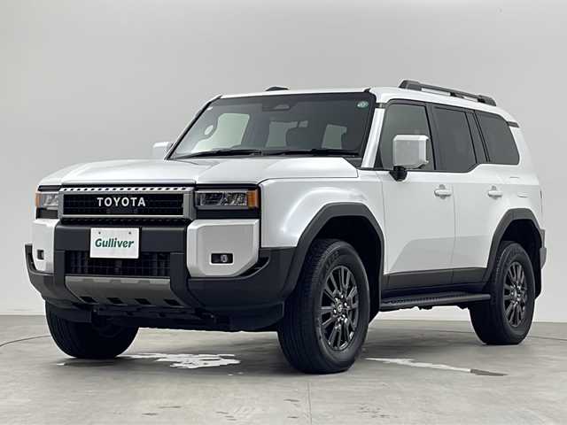 トヨタ ランドクルーザー ２５０ VX 千葉県 2024(令6)年 1万km プラチナホワイトパールマイカ フルタイム4WD/サンルーフ/トヨタセーフティセンス/・プリクラッシュセーフティ/・レーンディパーチャーアラート/・ブラインドスポットモニター/・クリアランスソナー/・ロードサインアシスト/・アダプティブクルーズコントロール/12.3インチコネクティッドナビ付ディスプレイオーディオ/・Bluetooth/・HDMI/・フルセグTV/・Miracast/アラウンドビューモニター/パワーバックドア/3眼LEDヘッドランプ/ブラックレザーシート/D席パワーシート/前席シートヒーター/エアシート/純正18インチアルミホイール/デジタルインナーミラー/パーキングスイッチ/ブレーキホールド/ステアリングヒーター/デュアルエアコン/ビルトインETC2.0/スマートキー×2/プッシュスタート