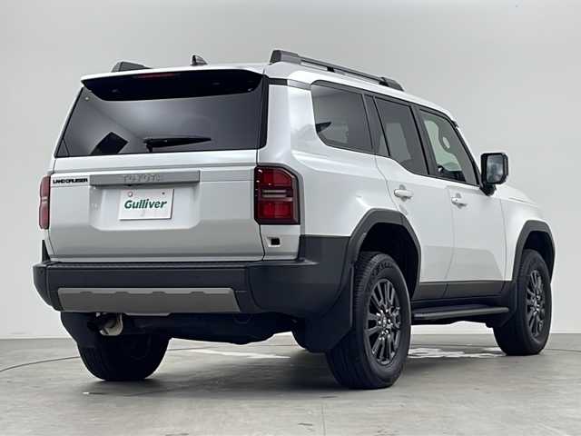 トヨタ ランドクルーザー ２５０ VX 千葉県 2024(令6)年 1万km プラチナホワイトパールマイカ フルタイム4WD/サンルーフ/トヨタセーフティセンス/・プリクラッシュセーフティ/・レーンディパーチャーアラート/・ブラインドスポットモニター/・クリアランスソナー/・ロードサインアシスト/・アダプティブクルーズコントロール/12.3インチコネクティッドナビ付ディスプレイオーディオ/・Bluetooth/・HDMI/・フルセグTV/・Miracast/アラウンドビューモニター/パワーバックドア/3眼LEDヘッドランプ/ブラックレザーシート/D席パワーシート/前席シートヒーター/エアシート/純正18インチアルミホイール/デジタルインナーミラー/パーキングスイッチ/ブレーキホールド/ステアリングヒーター/デュアルエアコン/ビルトインETC2.0/スマートキー×2/プッシュスタート