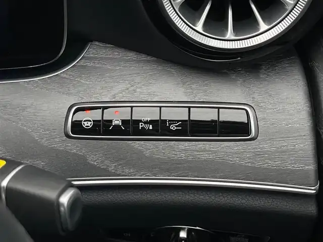メルセデス・ベンツ ＣＬＳ２２０ｄ スポーツ エクスクルーシブPKG 山梨県 2019(平31)年 6.3万km ダイヤモンドホワイト SR/黒革 /ブルメスター /ベンチL  /パフューム/純正ＨＤＤナビ/全周囲カメラ/Ａカープレイ/自動駐車/マルチアンビエントＬ/パワーシート/全席シートヒーター/マルチＬＥＤ/ディスタンスＰ/ＢＳＡ/ＬＫＡ/ステアリングＳ/Ｓキー/保証書