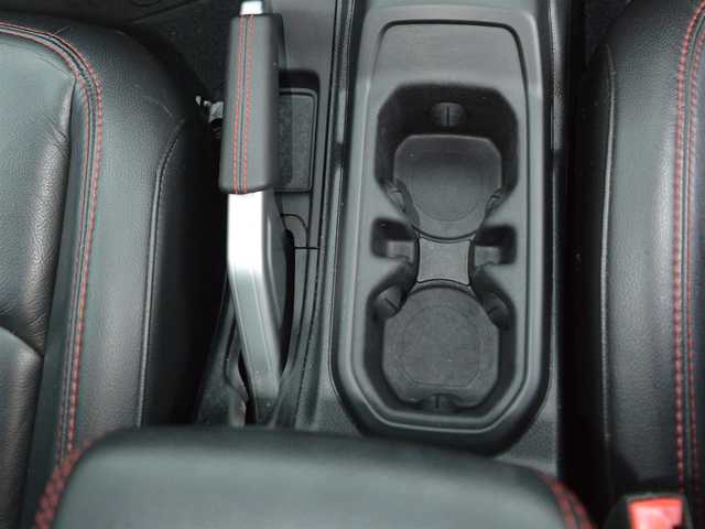 クライスラー・ジープ ジープ ラングラー アンリミテッド ルビコン スカイワンタッチパワートップ 栃木県 2019(令1)年 7万km 黄 イエロー49台限定車/電動開閉式ルーフ/4WD/純正ナビ/[AM/FM/BT/AUX/USB/ワンセグ]/衝突被害軽減ブレーキ/BSM/ACC/フロント＆リアパークアシスト/ヒルスタートアシスト/ヒルディセントコントロール/前席シートヒーター/ステアリングヒーター/バックカメラ/ETC/前後ドラレコ一体型デジタルインナーミラー/AC１１５V/LEDヘッドライト/フォグランプ/オートライト/スマートスペアキー×１/保証書/取扱説明書/カラーコードPYV(ヘラヤライエロー)