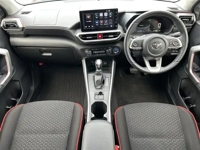 トヨタ ライズ Z 静岡県 2022(令4)年 5.3万km ブラックマイカメタリック 純正ディスプレイオーディオ/　（AppleCarPlay/AndroidAuto/Bluetooth）/フルセグTV/全方位カメラ/バックカメラ/スマートアシスト/衝突被害軽減システム/レーンキープアシスト/横滑り防止装置/前後コーナーセンサー/レーダークルーズコントロール/前席シートヒーター/ビルトインETC2.0/社外前後ドライブレコーダー/プッシュスタート/スマートキー/電動パーキングブレーキ/オートホールド/スペアキー×１/社外エアロ（フロント、サイド、リア）/純正フロアマット/ドアバイザー/純正17インチアルミホイール/LEDヘッドライト/オートマチックハイビーム