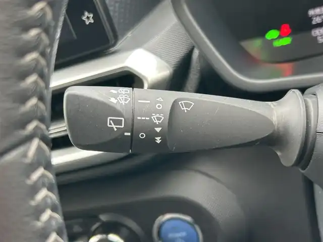 トヨタ ライズ Z 静岡県 2022(令4)年 5.3万km ブラックマイカメタリック 純正ディスプレイオーディオ/　（AppleCarPlay/AndroidAuto/Bluetooth）/フルセグTV/全方位カメラ/バックカメラ/スマートアシスト/衝突被害軽減システム/レーンキープアシスト/横滑り防止装置/前後コーナーセンサー/レーダークルーズコントロール/前席シートヒーター/ビルトインETC2.0/社外前後ドライブレコーダー/プッシュスタート/スマートキー/電動パーキングブレーキ/オートホールド/スペアキー×１/社外エアロ（フロント、サイド、リア）/純正フロアマット/ドアバイザー/純正17インチアルミホイール/LEDヘッドライト/オートマチックハイビーム