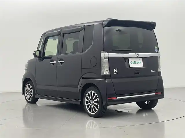 ホンダ Ｎ ＢＯＸ カスタム ターボ SSパッケージ 熊本県 2016(平28)年 5.7万km プレミアムベルベットパープル・パール 社外ナビ（ＣＤ・ＤＶＤ・フルセグ・ＢＴ）/バックカメラ　/ビルトインＥＴＣ　/社外前後ドライブレコーダー　/両側パワースライドドア　/クルーズコントロール　/衝突軽減ブレーキ　/横滑り防止　/前席シートヒーター/ハーフレザーシート/オートリトラミラー/社外フロアマット/純正１５インチAW/オートライト/HIDライト/フォグランプ/スマートキー/プッシュスタート/スペアキー1本