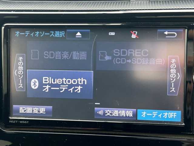 トヨタ アクア S 大阪府 2017(平29)年 5.3万km ライムホワイトパールクリスタルシャイン 純正ナビ　/バックカメラ　/フルセグ　/前席シートヒーター　/プリクラッシュセーフティ　/レーンキープアシスト　/オートハイビーム　/ドライブレコーダー　/ＬＥＤヘッドライト　/ビルトインＥＴＣ　/スマートキー×２