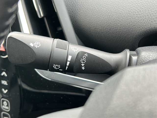 トヨタ プリウス ＰＨＶ A レザーパッケージ 千葉県 2017(平29)年 13.2万km ホワイトパールクリスタルシャイン モデリスタエアロ　１１．６型メーカーナビ　バックカメラ　レザーシート　２．０ＥＴＣ　ステアヒーター　シートヒーター　パーキングアシスト　セーフティセンス　インテリジェントソナー　ＢＳＭ スマートキー